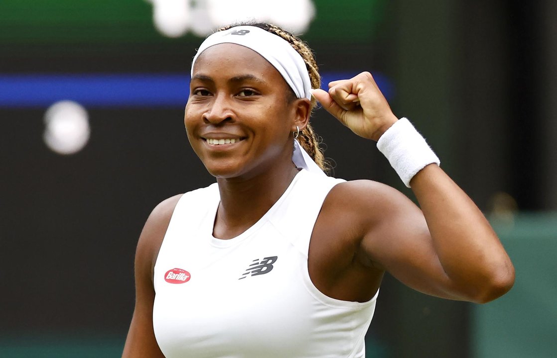 La tenista Coco Gauff, designada abanderada de la delegación de Estados Unidos en la Ceremonia de Inauguración de los Juegos Olímpicos de París 2024 EFE/EPA/TOLGA AKMEN