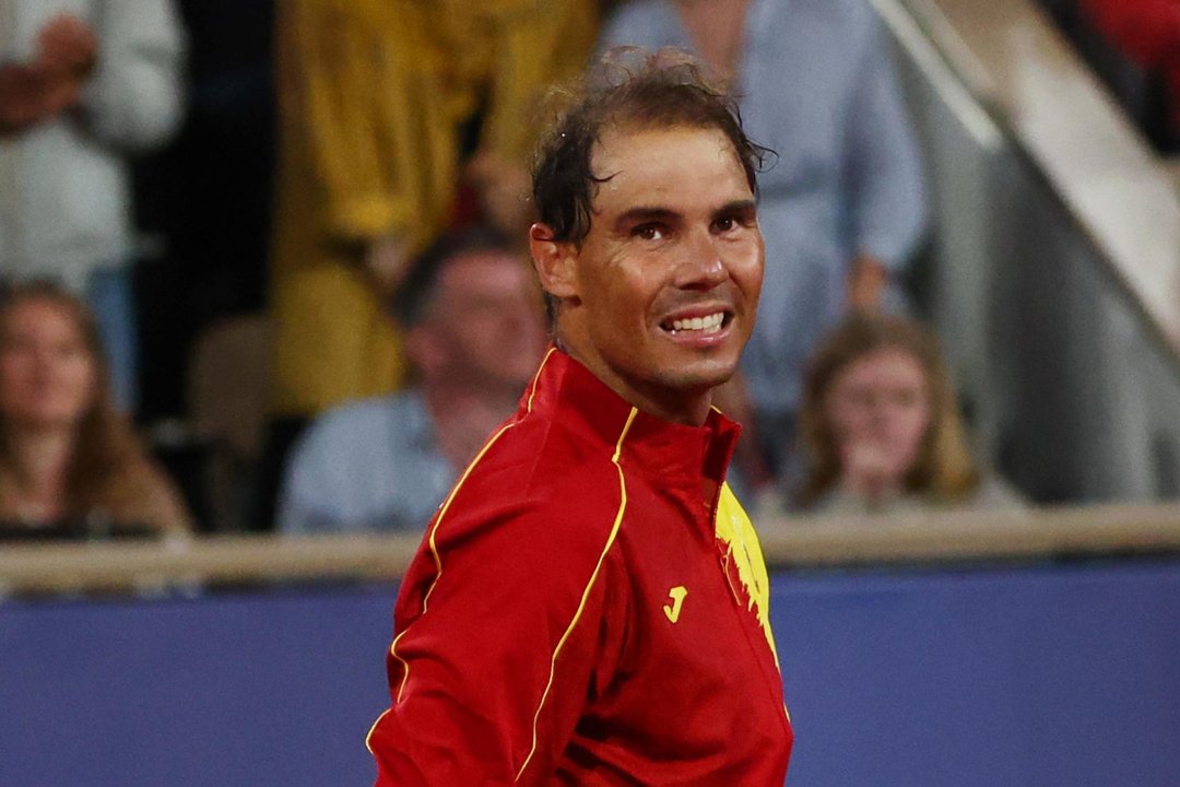 El tenista español Rafael Nadal durante el partido de dobles de este sábado. EFE/EPA/DIVYAKANT SOLANKI