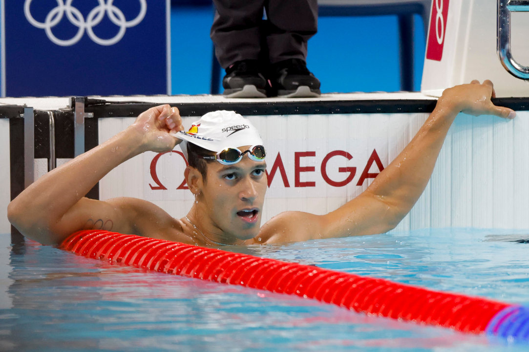 El español Hugo González compite en la final de 100m Espalda Masculino en los Juegos Olímpicos París 2024, este lunes, en Nanterre, Francia. EFE/Lavandeira Jr