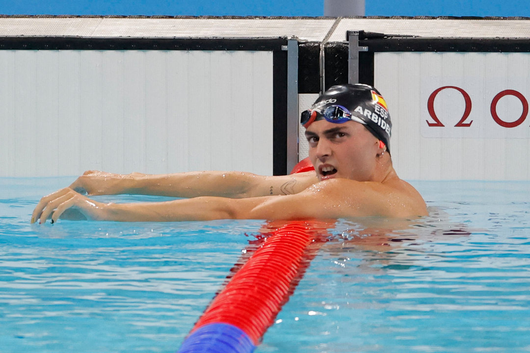 El nadador español Arbidel González tras competir en su serie de los 200m mariposa masculinos de los Juegos Olímpicos de París 2024 este martes en Nanterre. EFE/ Lavandeira Jr.