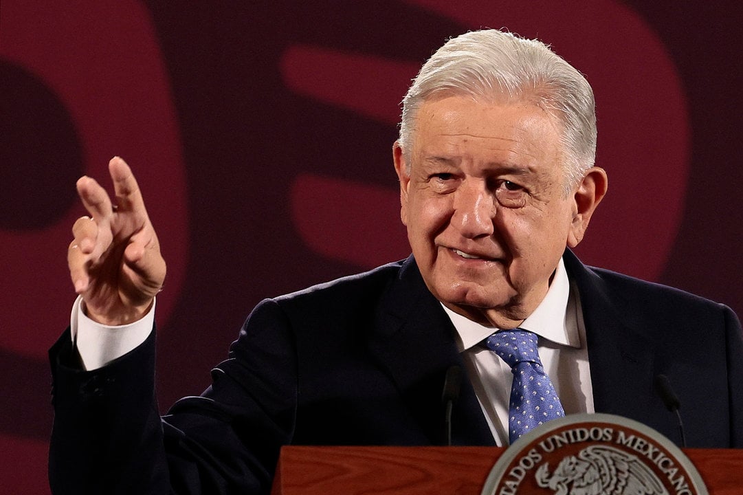 El presidente de México, Andrés Manuel López Obrador, habla en su conferencia de prensa matutina en el Palacio Nacional de Ciudad de México (México). Imagen de archivo. EFE/ José Méndez