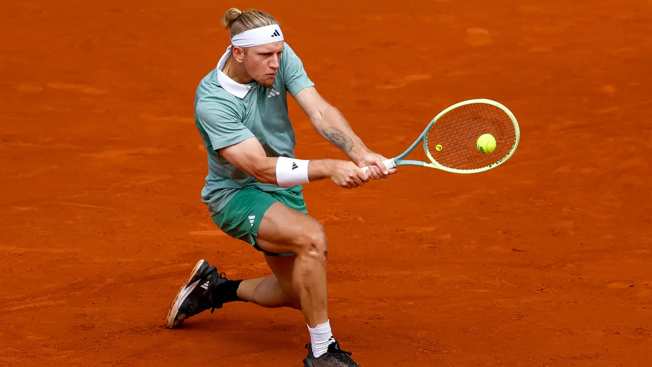 MADRID, 28/04/2024.- El tenista espa&ntilde;ol Alejandro Davidovich, n&uacute;mero 36 de la clasificaci&oacute;n mundial, no participar&aacute; en los Juegos Ol&iacute;mpicos de Par&iacute;s a causa de una lumbalgia y ser&aacute; sustituido por Jaume Munar, seg&uacute;n inform&oacute; este lunes la Federaci&oacute;n Espa&ntilde;ola de Tenis EFE/ Daniel Gonz&aacute;lez/ARCHIVO